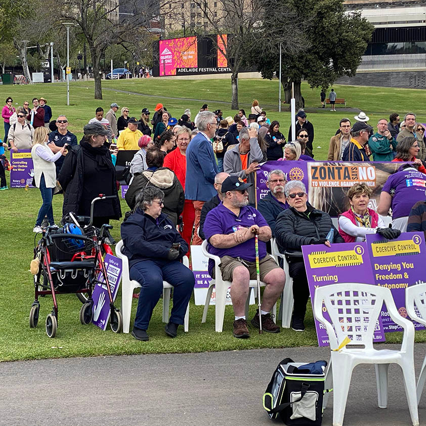 Elder Park Crowd